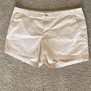 Old Navy Mid-rise Every Day Shorts